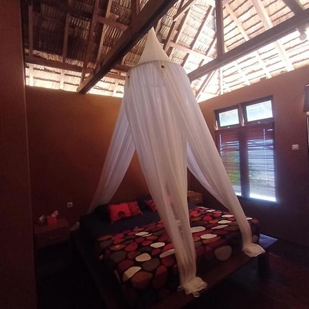 Aldejus Homestay Yennanas Besir Екстер'єр фото